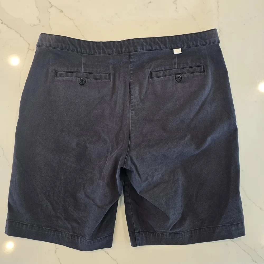 Izod Dark Blue Women's Bermuda Shorts Size 16 - Picture 6 of 9